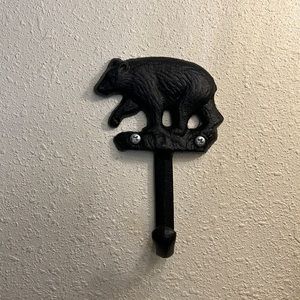 Bear hooks